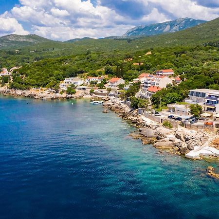 Stunning Apartment In Gruda With House Sea View Molunat Esterno foto